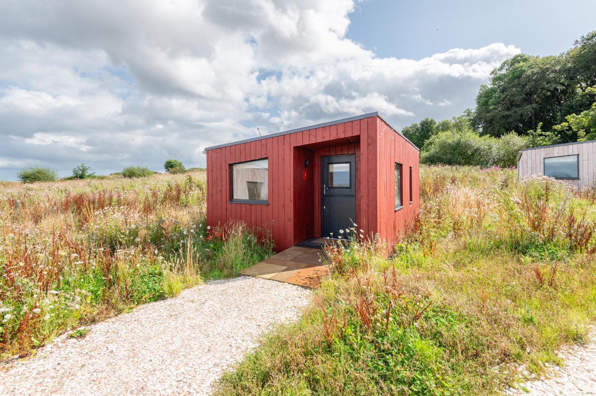 Rustic Cabins, Sea Views From Rewilded Farm With Highland Cows セント・アンドルーズ エクステリア 写真
